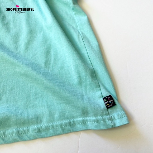 Maui and Sons Classic Shark T- Shirt - Picture 5 of 7